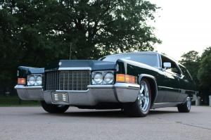 Cadillac DeVille 9-passenger Station Wagon by WISCO 1969 года 